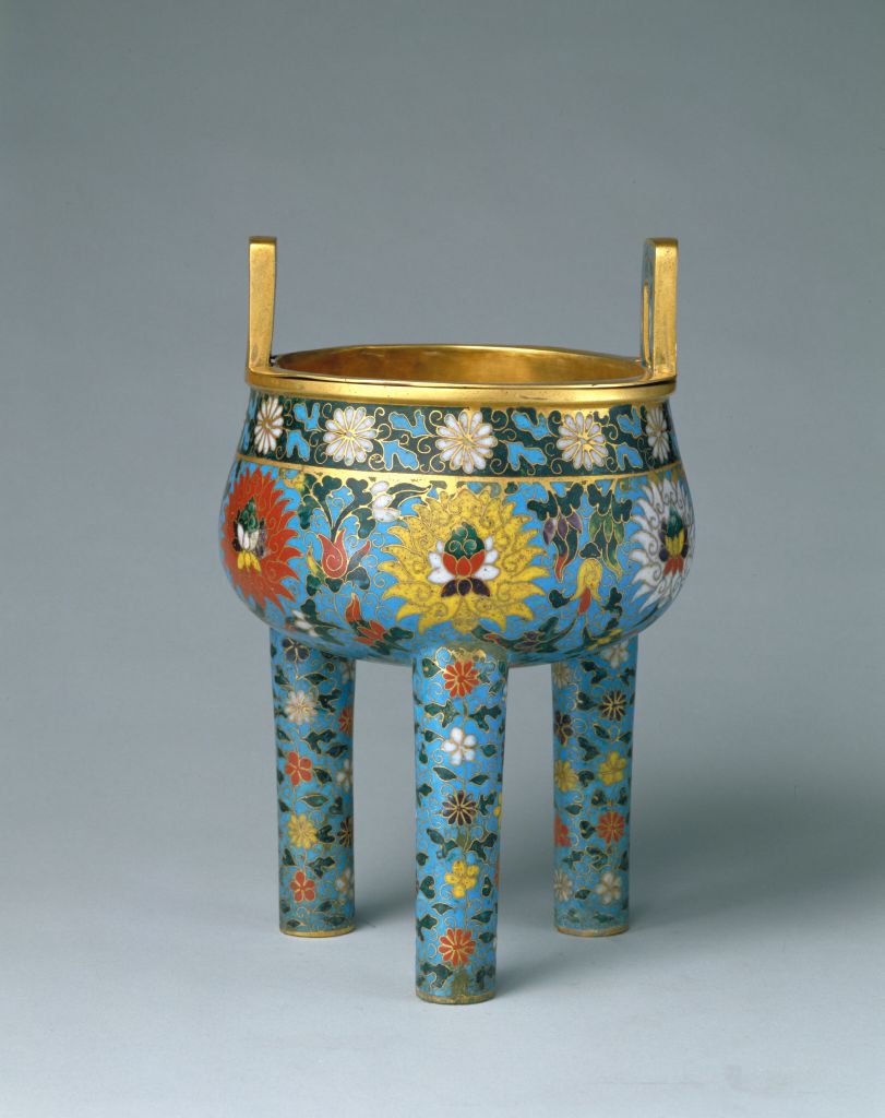 图片[1]-Filigree enamel lotus cauldron furnace-China Archive